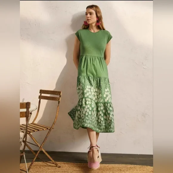 boden green embroidered dress Boden Women's Sofia Embroidered Linen Top in Green main image 0